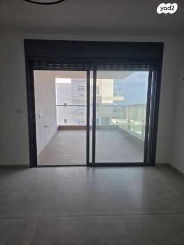 דירה, סנונית 1, גבעת אלונים, קרית אתא