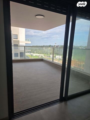 דירה, סנונית 1, גבעת אלונים, קרית אתא