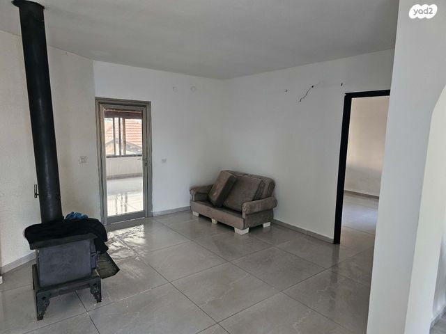 דירה, שדרות אבא חושי 117, עספיא, עספיא