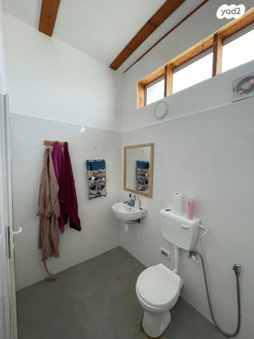 דירה, 8077 1, חוקוק, חוקוק