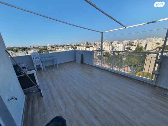 גג/ פנטהאוז, קרן היסוד 24, גן הורדים, אשקלון