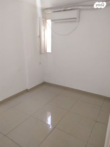 דירה, יבנה 16, כיסופים, כפר סבא