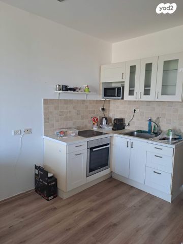 סטודיו/ לופט, שדרות מנחם בגין 2, גבעת אולגה, חדרה