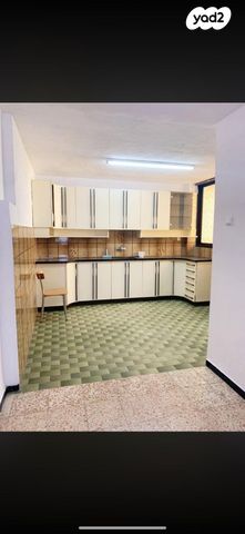 דירה, ההסתדרות 122, נאות שושנים, חולון