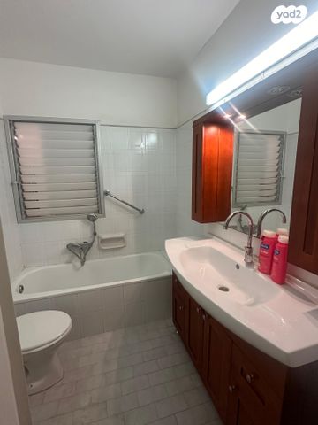 דירה, הרצל 115, עיר, מרכז העיר, נהריה