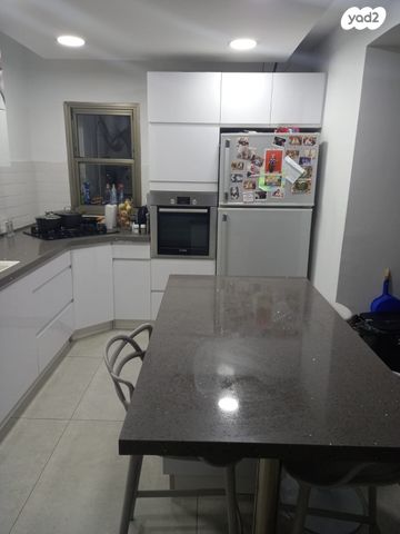 דירה, הדר 8, תל גיבורים, חולון