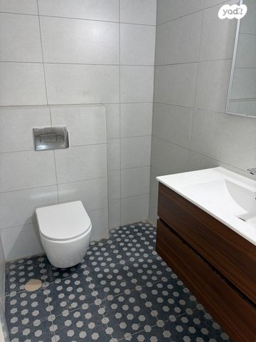 דירה, יצחק ויטנברג 4, פסגת הדר / נווה עוז הירוקה, פתח תקווה