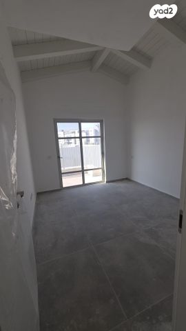 בית פרטי/ קוטג', דונה גרציה נשיא 5, גדרה מזרח, גדרה