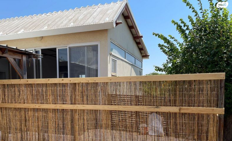 דירה, 8077 1, חוקוק, חוקוק