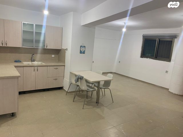 יחידת דיור, התאנה 1, עזריה, עזריה