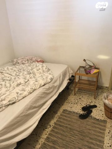 דירה, הנגב 12, גבעת אולגה, חדרה