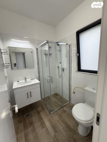 גג/ פנטהאוז, יצחק איגו ולד 1, נחלת יהודה, ראשון לציון