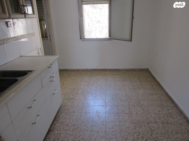 דירה, השישה עשר 39, פסגת זאב, ירושלים