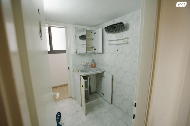 דירה, א.ד. גורדון 9, מוצקין הותיקה, קרית מוצקין