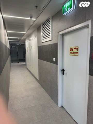 משרדים, שדרות ירושלים 27, קרית ים  א', קרית ים