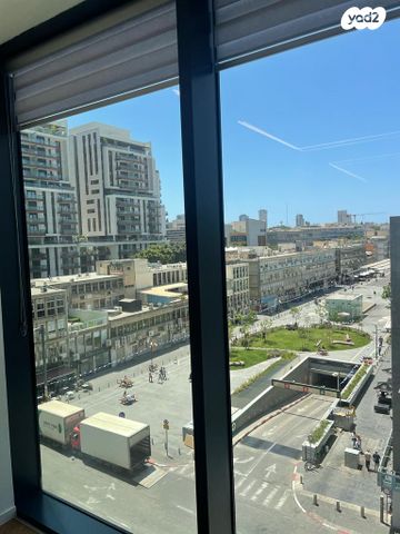 משרדים, הארבעה 28, גני שרונה, קרית הממשלה, תל אביב יפו