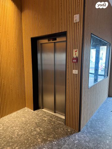 משרדים, שדרות ירושלים 27, קרית ים  א', קרית ים