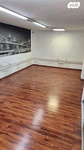 חנויות/ שטח מסחרי, כצנלסון 39, קרית יוסף, גבעתיים