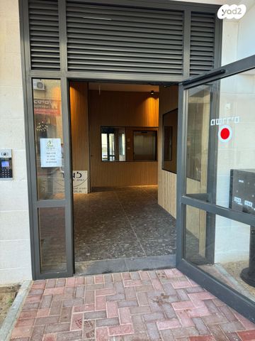 משרדים, שדרות ירושלים 27, קרית ים  א', קרית ים