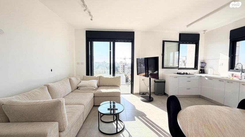 אהרון אייזנברג 42