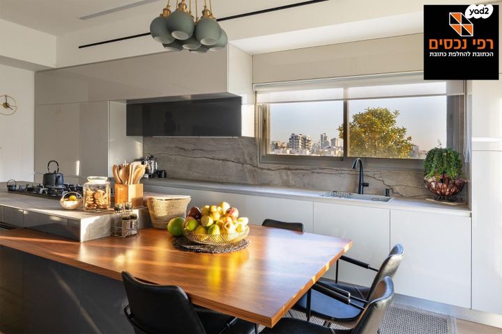 גג/ פנטהאוז, בורוכוב, גבעתיים