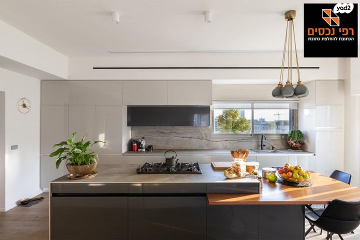 גג/ פנטהאוז, בורוכוב, גבעתיים