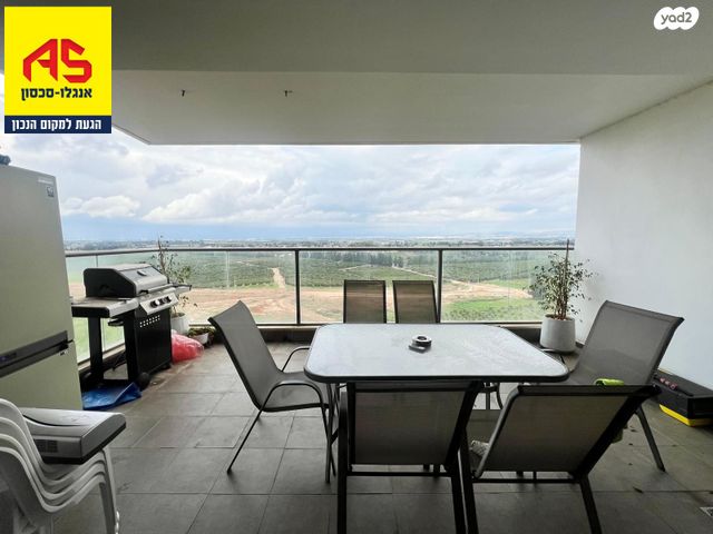 דירה, שושנה דמארי, יפה נוף, כפר יונה