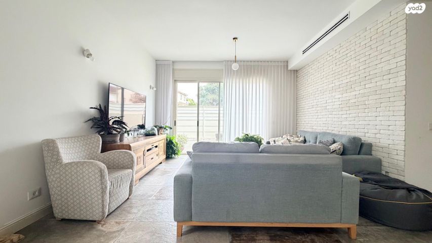 בית פרטי/ קוטג', נורית, נאות הראשונים, מזכרת בתיה