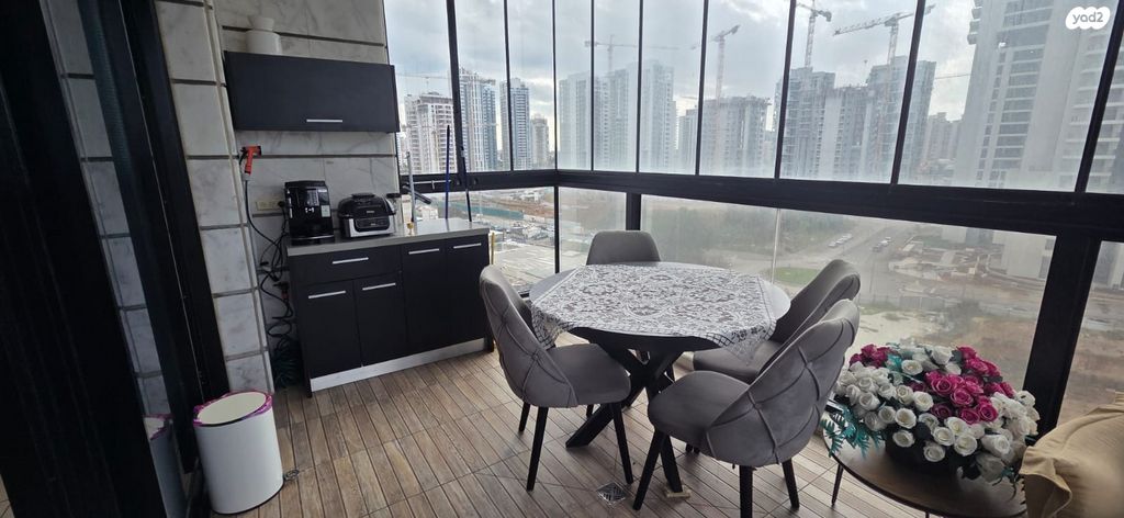 דירה, יוחנן הסנדלר, דרום חדש, פארק הים, בת ים