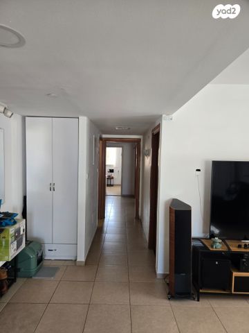 גג/ פנטהאוז, ליבר זאב 10, קרית השרון, נתניה