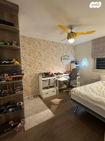 דו משפחתי, לאה ודוד איזמוז'יק, גני צהלה, רמות צהלה, תל אביב יפו