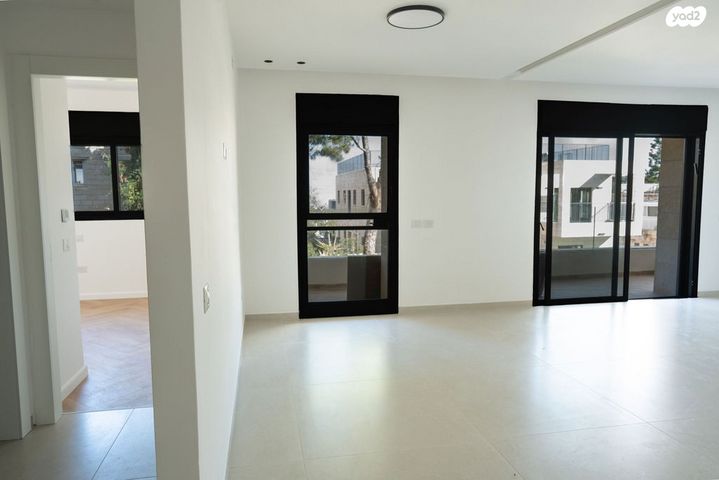 דירה, מרדכי כספי 8, ירושלים