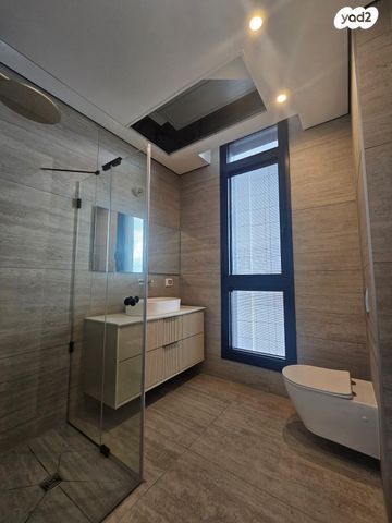 דירה, בנימין וולפוביץ' 6, מרכז דרום, רעננה