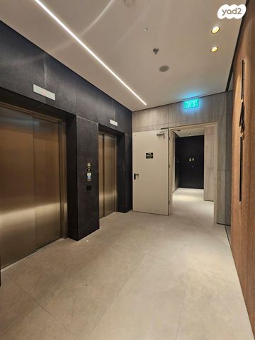 דירה, בנימין וולפוביץ' 6, מרכז דרום, רעננה