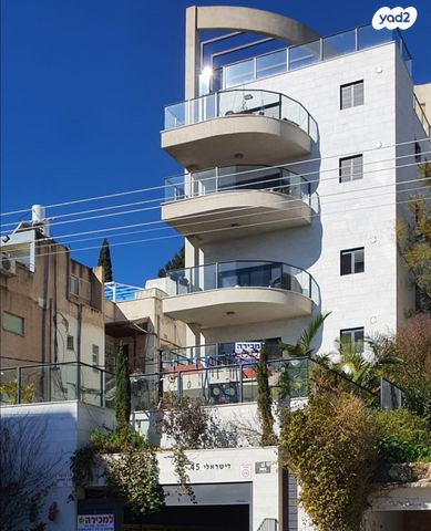 דירה, אחוזה, חיפה