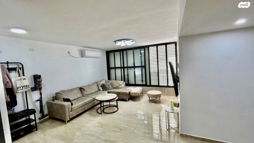 יהושע רבינוביץ 