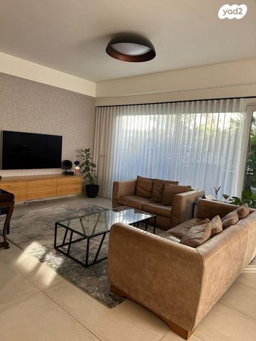 לאה ודוד איזמוז'יק 