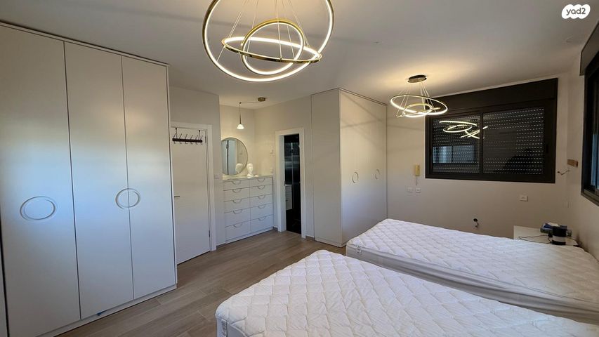 דירה, הכינור, גבעת זאב