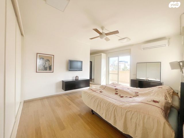 גג/ פנטהאוז, ברוך שפינוזה, ב' / צפון מערב העיר, רחובות