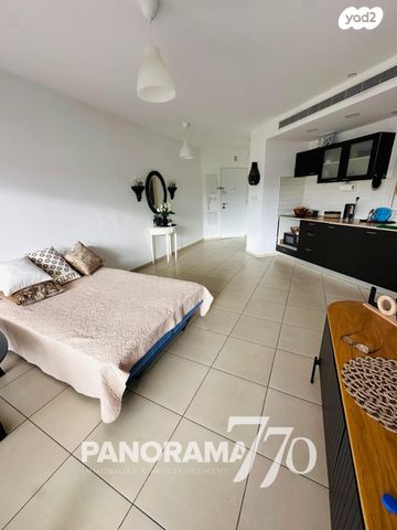 דירה, העונות 6, נווה הדרים, אשקלון