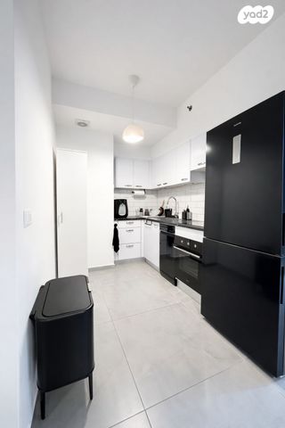 דירה, מעפילי אגוז 9, נווה חן, תל אביב יפו