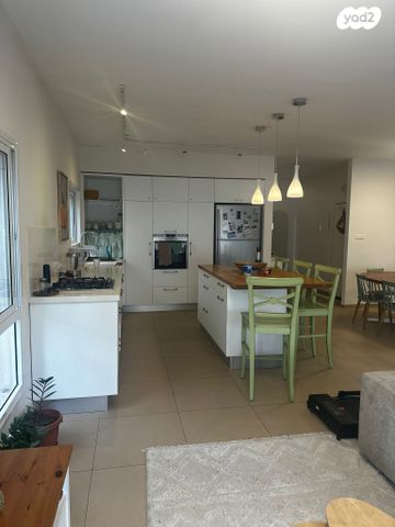 דירה, חיים וייצמן, א' / צפון מזרח העיר, רחובות