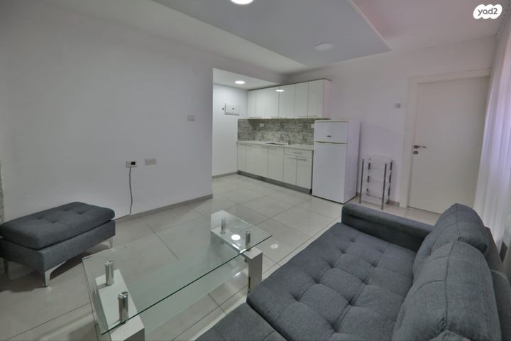 דירה, קרית אתא