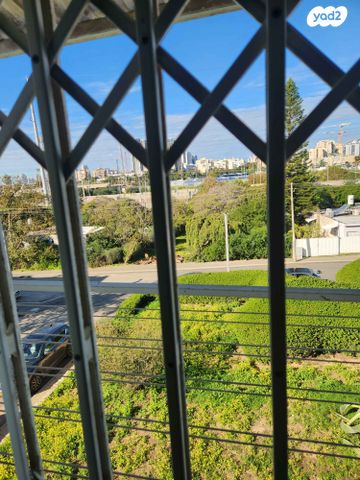 דירה, הגאונים 14, ג'סי כהן, חולון