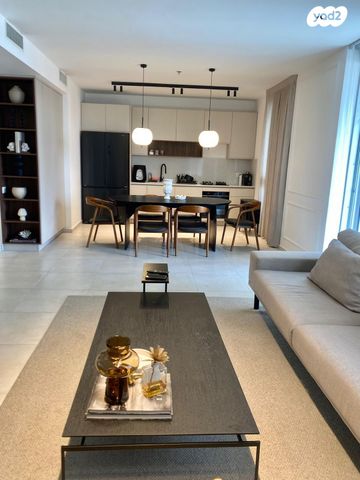 דירה, גרציאני יצחק 8, גני שרונה, קרית הממשלה, תל אביב יפו