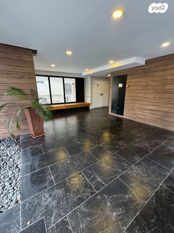 דירה, המעלות, פועלי הרכבת, גבעתיים