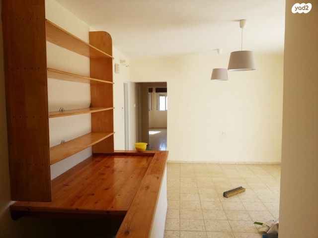 בית פרטי/ קוטג', בראשית 1, אבטליון