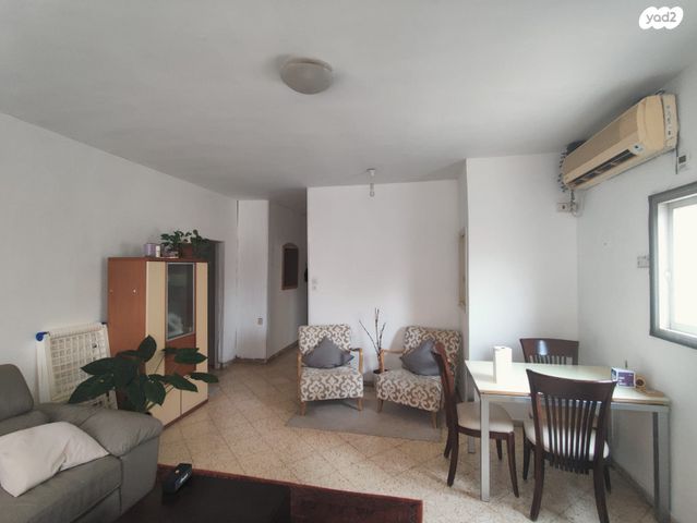 דירה, ידע עם 15, חרוזים, רמת גן