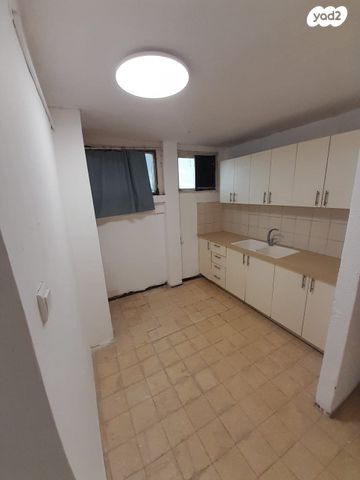 דירה, עליית הנוער, גבעת המורה, עפולה