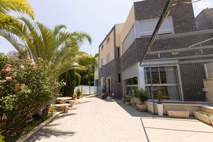 בית פרטי/ קוטג', העצמאות, נחלת יהודה, ראשון לציון